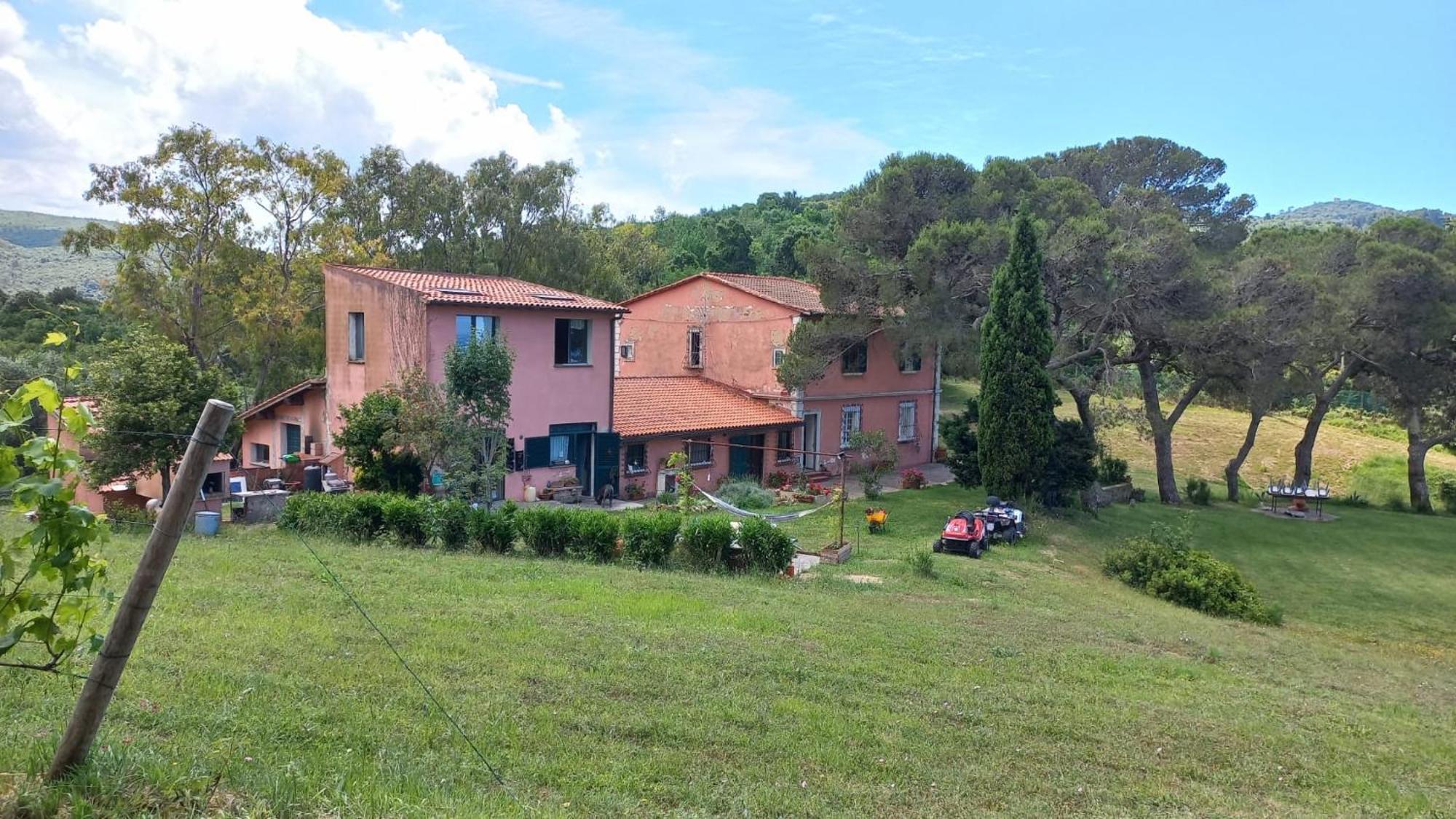 Allulivus Montenero  Exterior foto